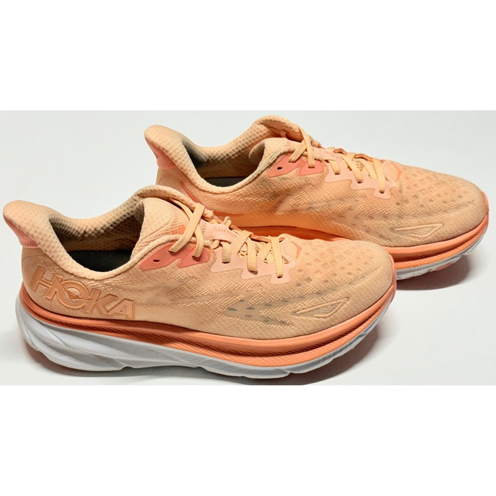 Hoka One One Clifton 9 Womens 10.5B Running Shoes Cantaloupe Peach Whip 1127896